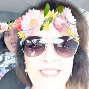 Meet your Posher, Yolanda